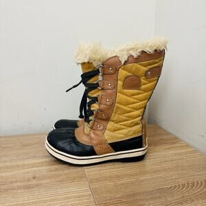Sorel Tofino II Tan Snow Boots Girls Size 3
